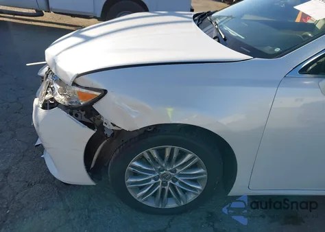 2015 Lexus Es 350 z USA, uszkodzony, nr VIN JTHBK1GG8F2208778